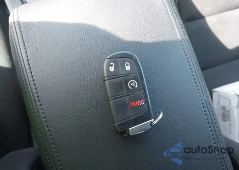 2020 Jeep Grand Cherokee Laredo E 4X4 from USA, damaged, VIN 1C4RJFAGXLC271010